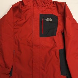 Men’s the north face hyvent size small